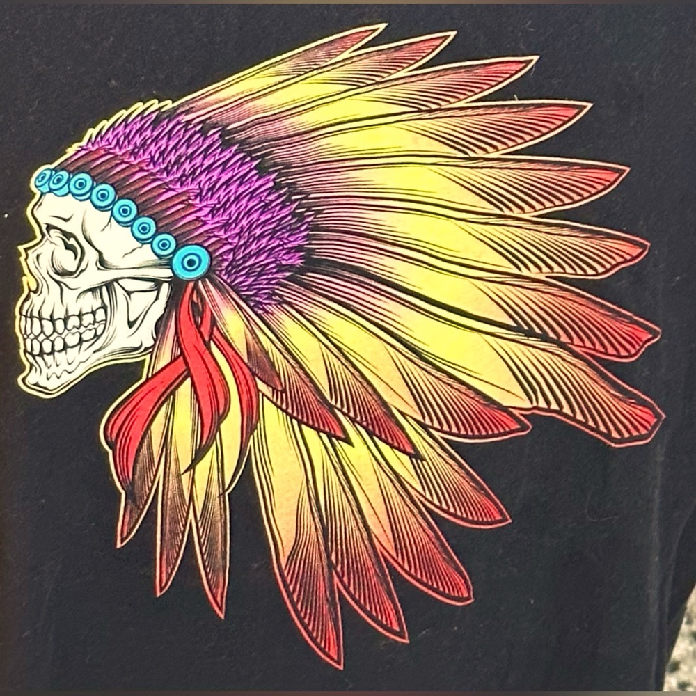 Van’s T-shirt- skull with colored headdress.